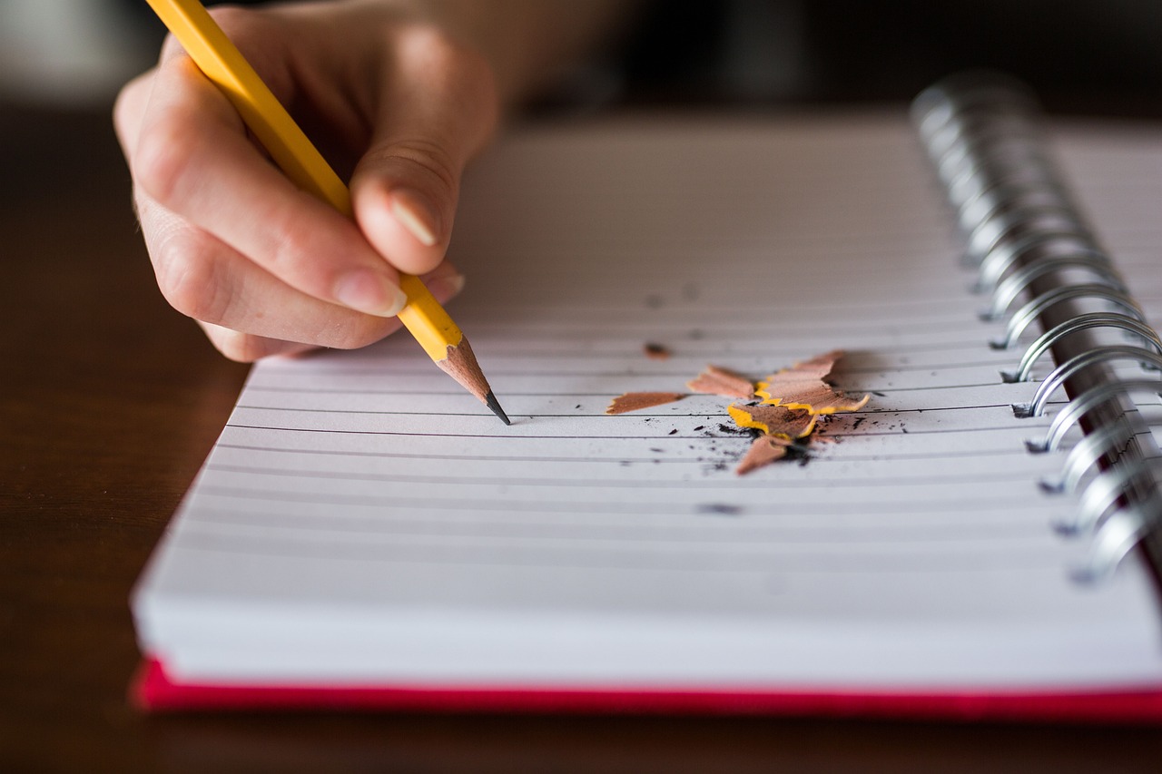 notebook-2576772_1280